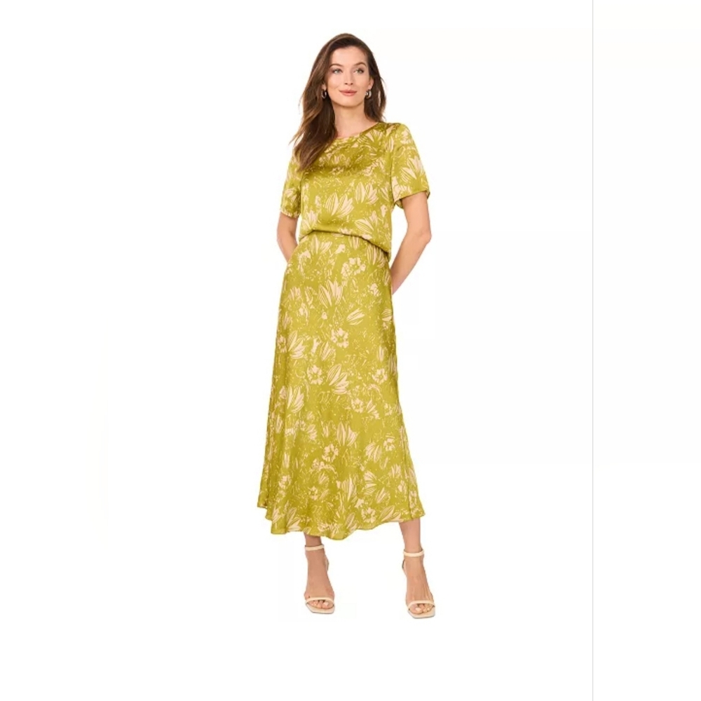 Vince Camuto
Women's Printed Satin Short-Sleeve Top & Midi Skirt